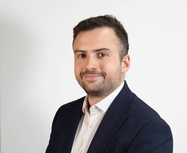 Head shot of Jamie Trott